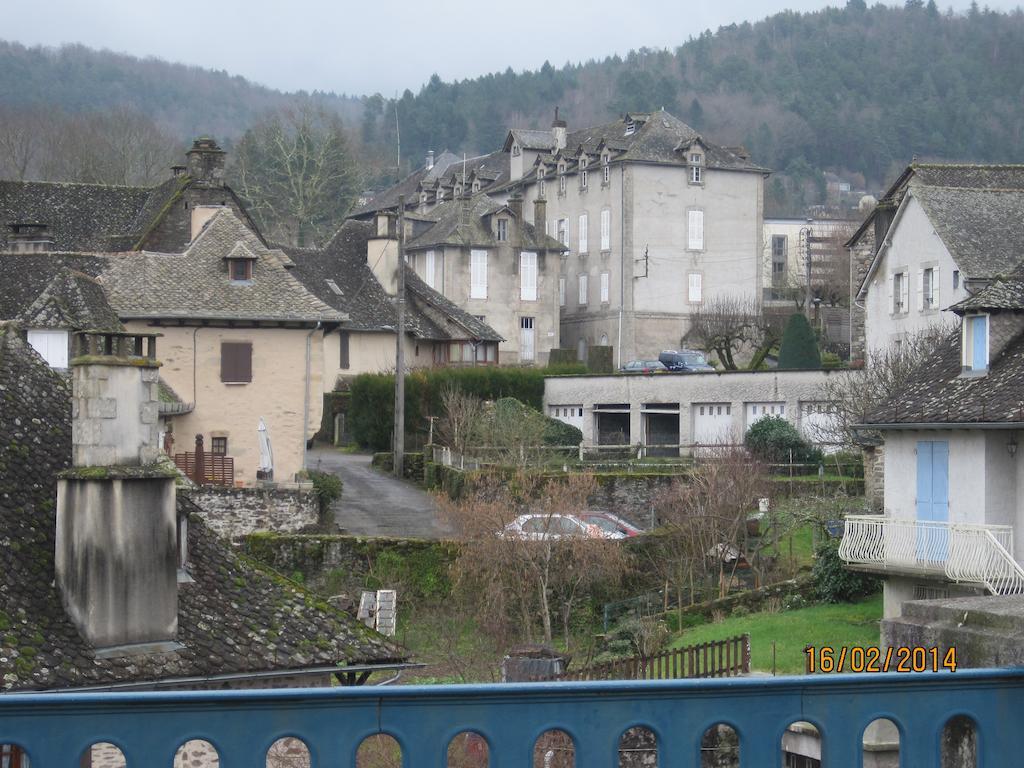 Neuville  商务旅馆酒店 外观 照片