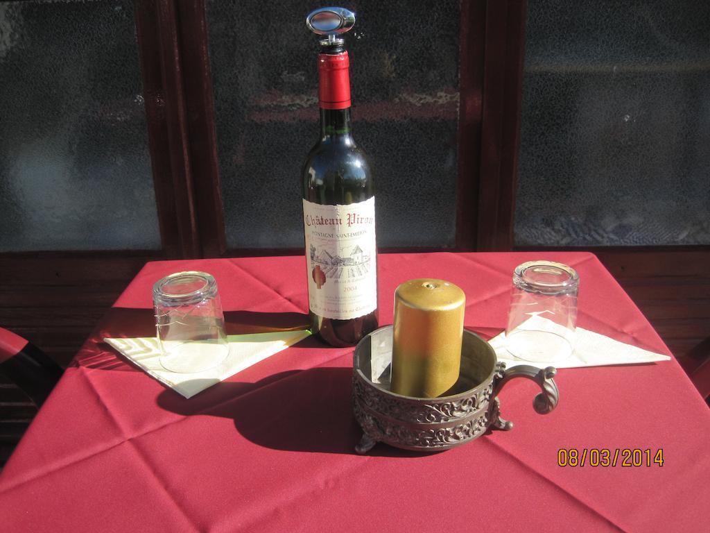 Neuville  商务旅馆酒店 外观 照片