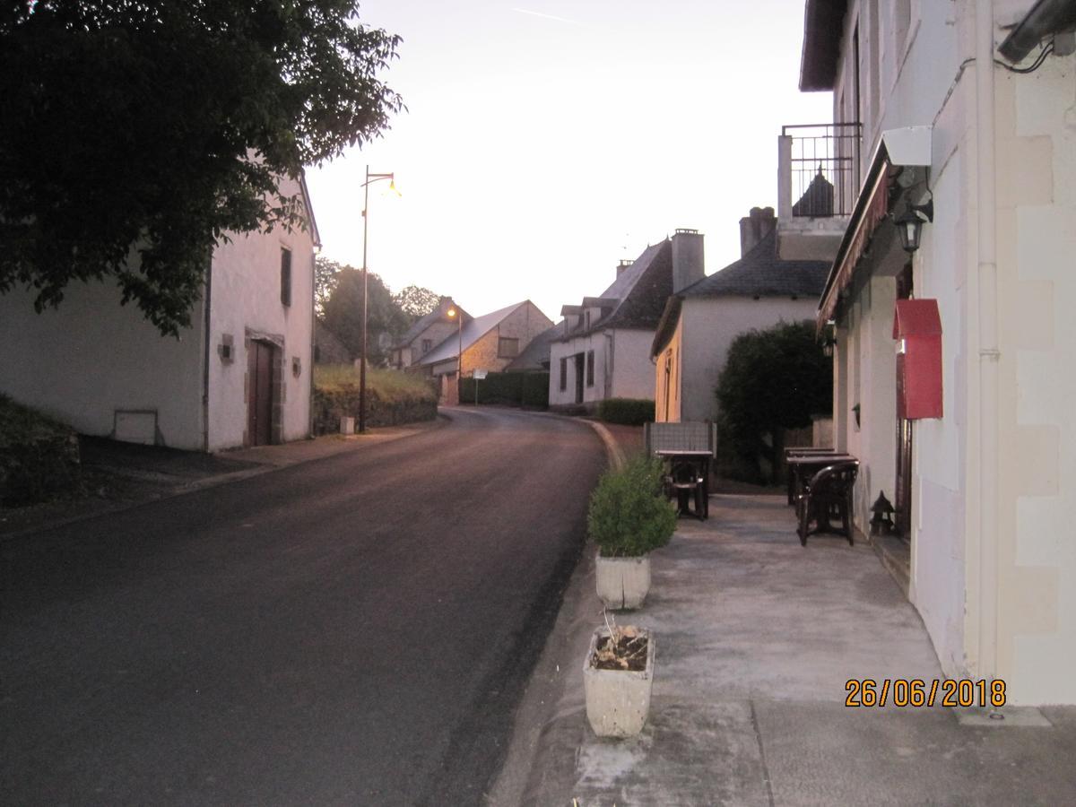 Neuville  商务旅馆酒店 外观 照片